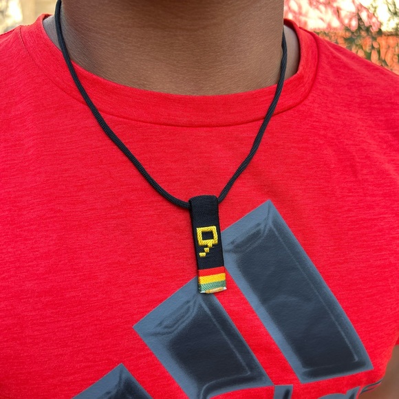 NW 💯 handmade adjustable initial tag necklace Benin Made - Picture 1 of 2
